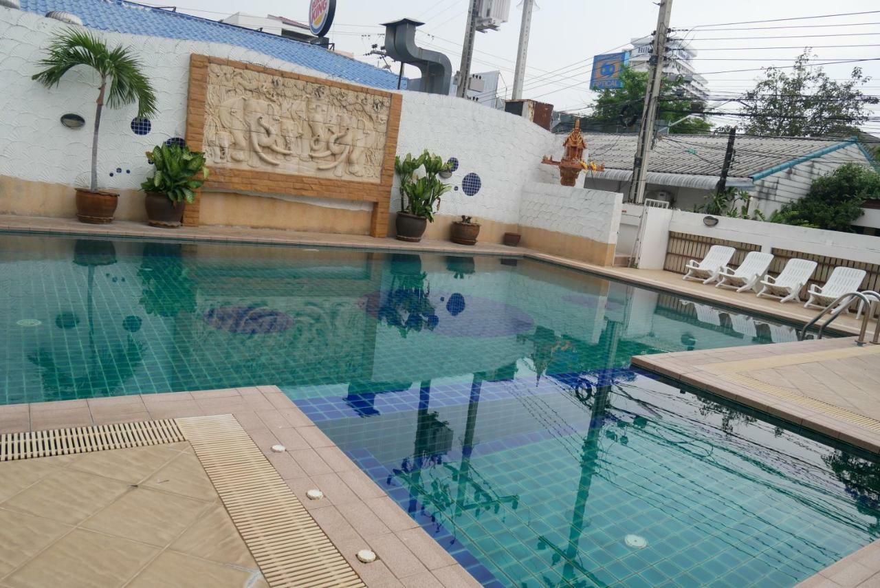 Baan Jpn Hotel HHQ Exterior foto