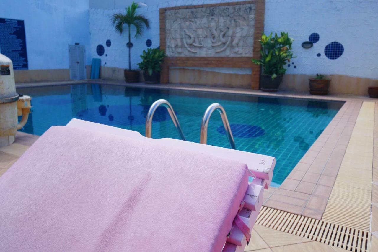 Baan Jpn Hotel HHQ Exterior foto